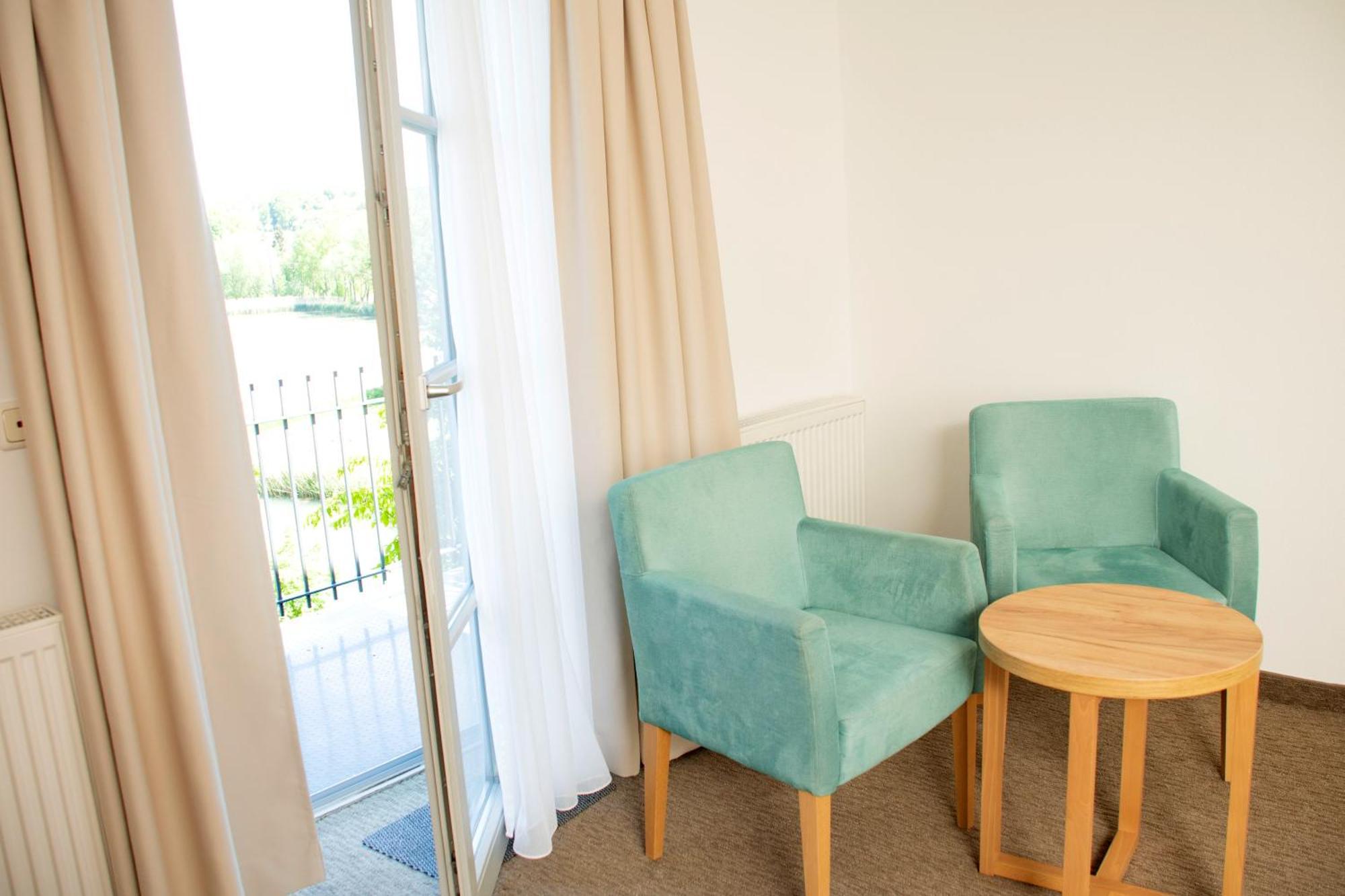 Altes Kurhaus Landhotel Trabelsdorf Екстер'єр фото