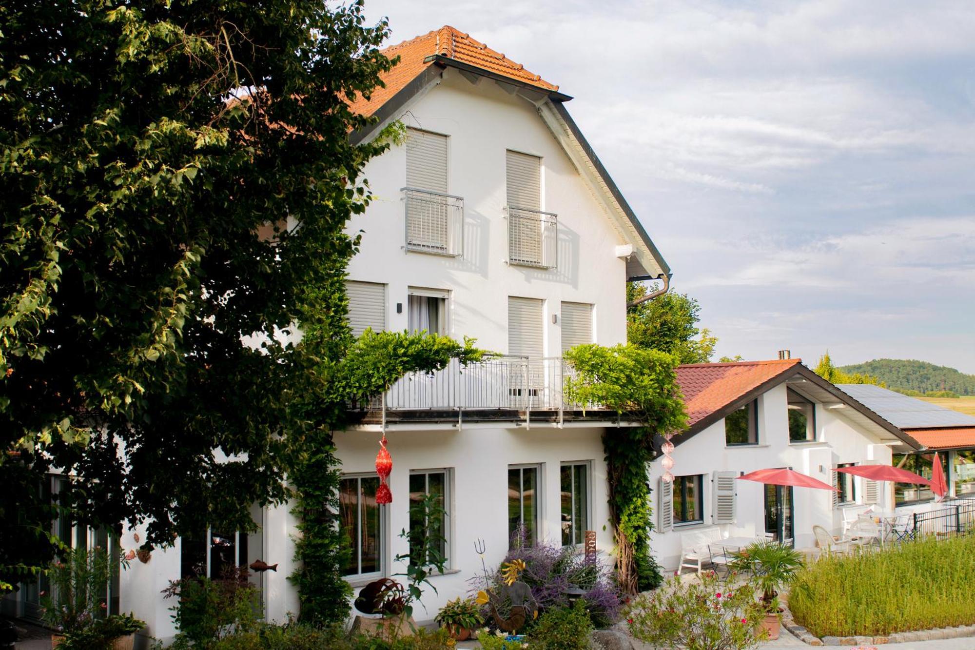 Altes Kurhaus Landhotel Trabelsdorf Екстер'єр фото