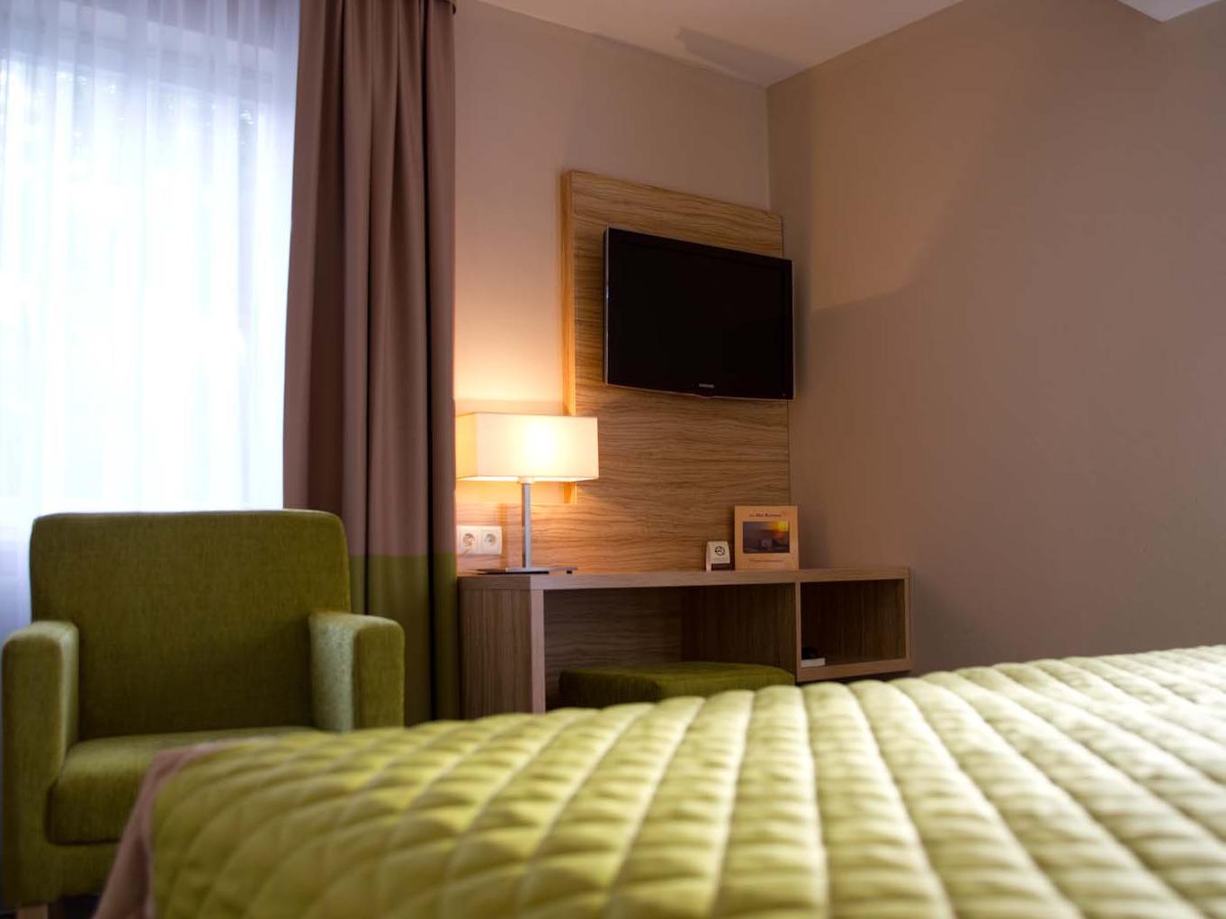 Altes Kurhaus Landhotel Trabelsdorf Екстер'єр фото