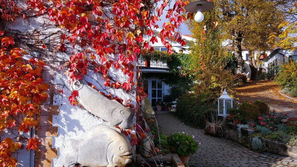 Altes Kurhaus Landhotel Trabelsdorf Екстер'єр фото